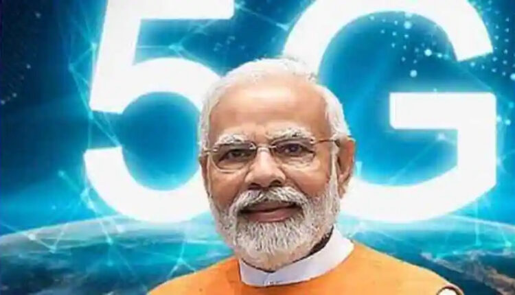 Smartphone companies hail 5G launch, prepare bundled offers with telcos