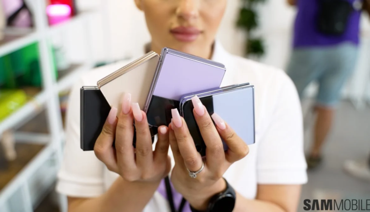 Galaxy Z Flip 4 is now available in Blue color in India