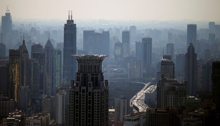 Chinese business confidence falls to lowest in almost a decade on COVID