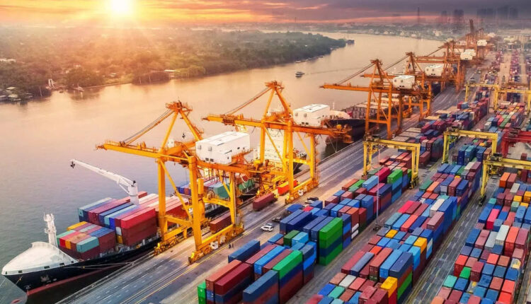 Global Goods Trade Is Likely To Fall In 2023 Amid Rise In Risks