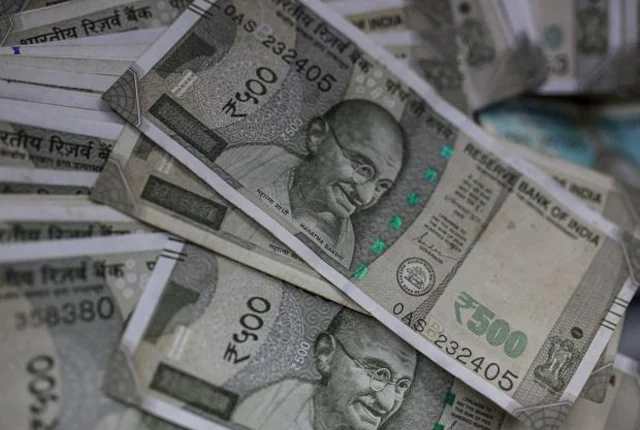 Rupee likely to fall on weak Asia foreign exchange, waning momentum