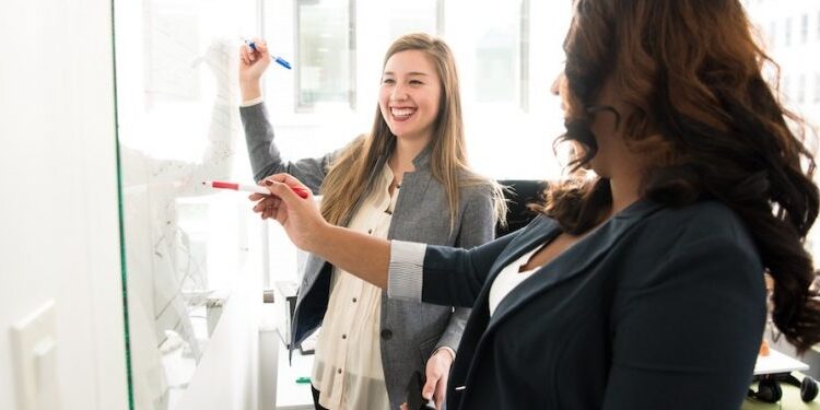 Business schools alumni: 48% want lifelong learning