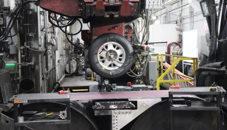 Tests find no free-standing nanotubes released from tire tread wear